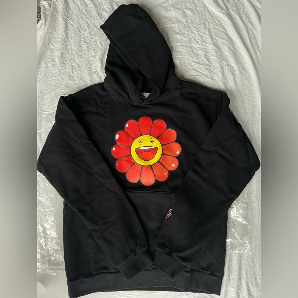 J Balvin x Murakami Flower Hoodie
Men’s Medium Red